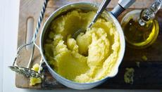 Mashed potato with garlic-infused olive oil