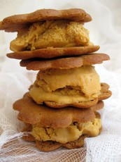 Pumpkin Ice Cream Sandwiches with Gingersnap Cookies