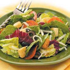 Pizza-Style Tossed Salad Recipe