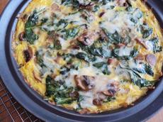 Mushroom and Spinach Quiche With Potato Crust