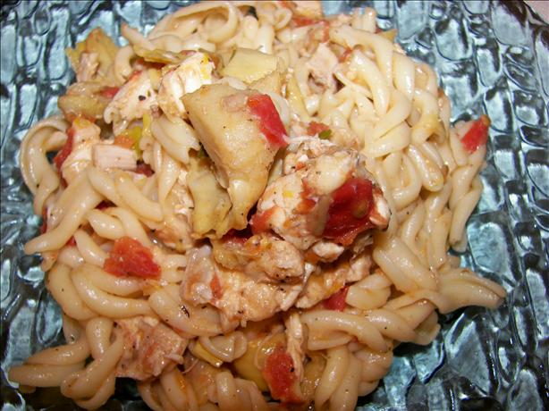 Penne With Chicken and Artichokes