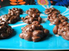 Lisa's Homemade Chocolate Covered Peanuts